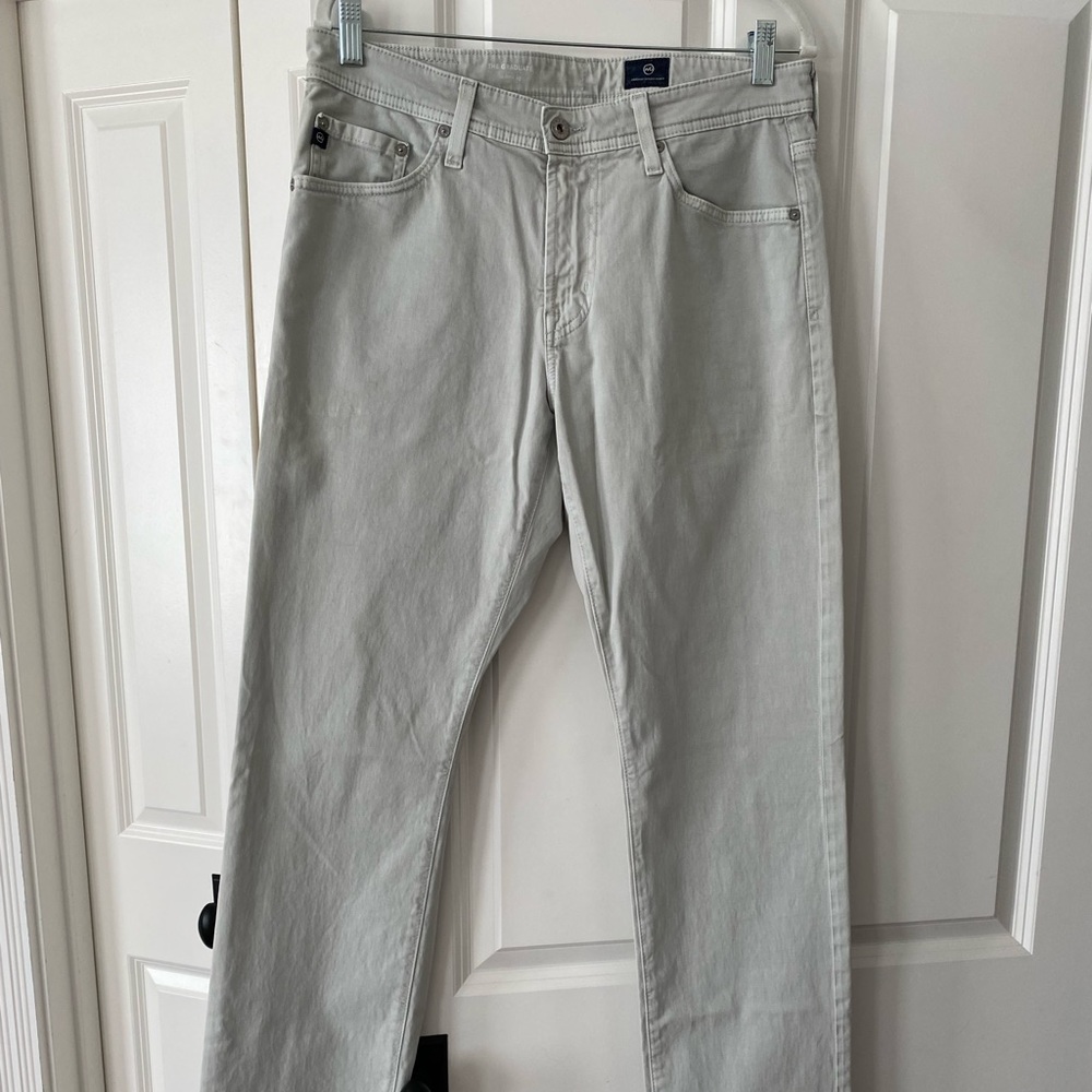AG Graduate Sueded Stretch jeans